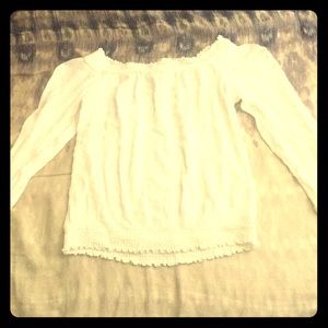 Off the shoulder tee